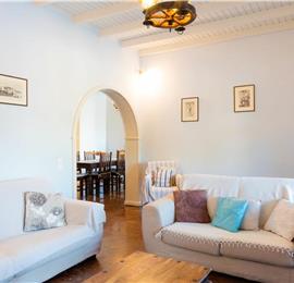 3 bedroom villa with pool in Kassiopi, Corfu, sleeps 6